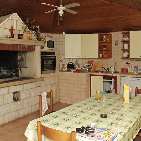 With Parking Space Supetar, Brac - 5662 דירה *
