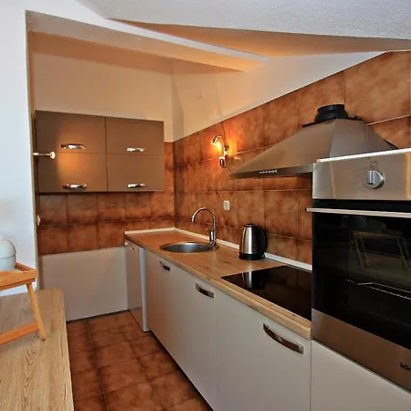 With Parking Space Supetar, Brac - 5662 דירה *