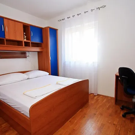 With Parking Space Supetar, Brac - 5662 *